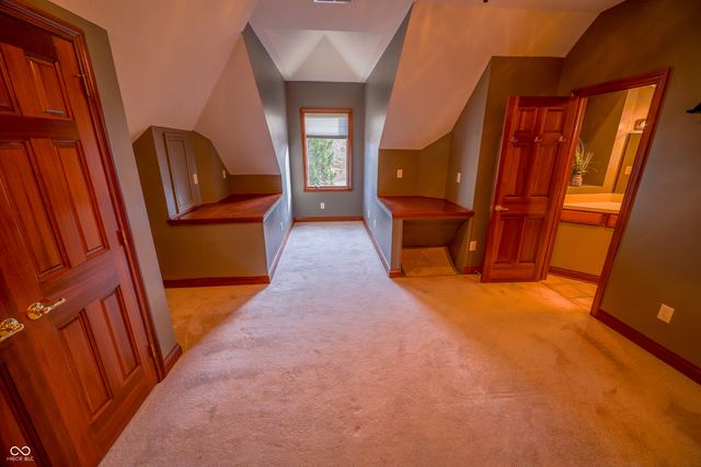 1929 Willow Bend Court, Avon, IN 46123