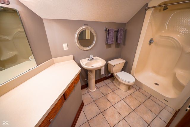 1929 Willow Bend Court, Avon, IN 46123