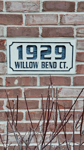 1929 Willow Bend Court, Avon, IN 46123
