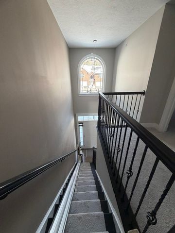 211 Settlers Ct, Peters Twp, PA 15367