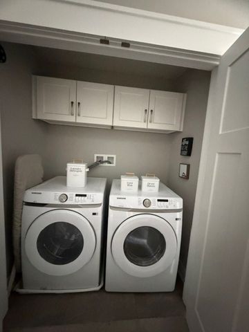 211 Settlers Ct, Peters Twp, PA 15367