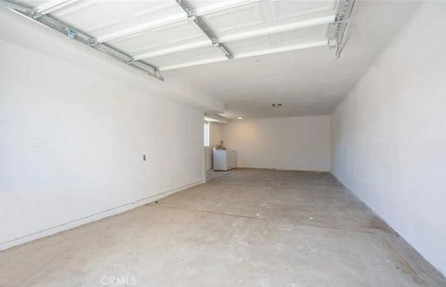 2125 S West View, Los Angeles, CA 90016