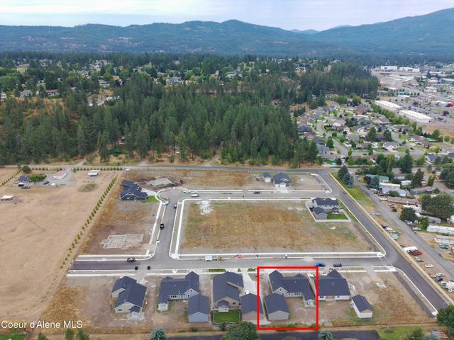 4477 E Davin Dr, Post Falls, ID 83854