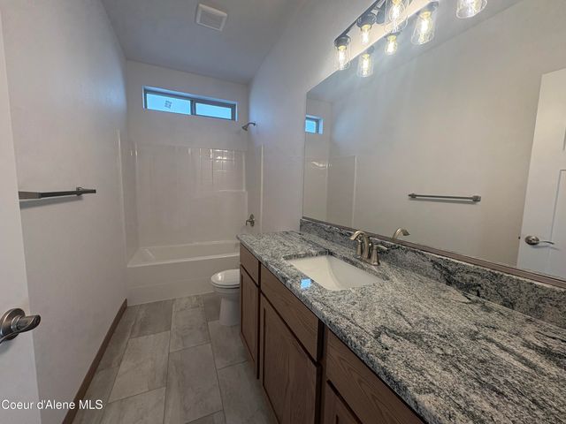 4477 E Davin Dr, Post Falls, ID 83854