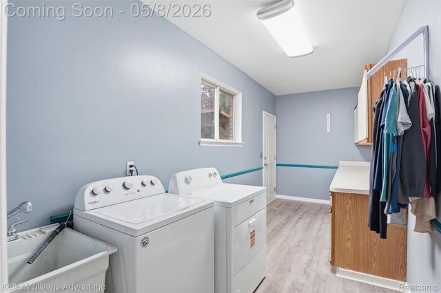 41295 Beechwood Street, Clinton Charter Township, MI 48038