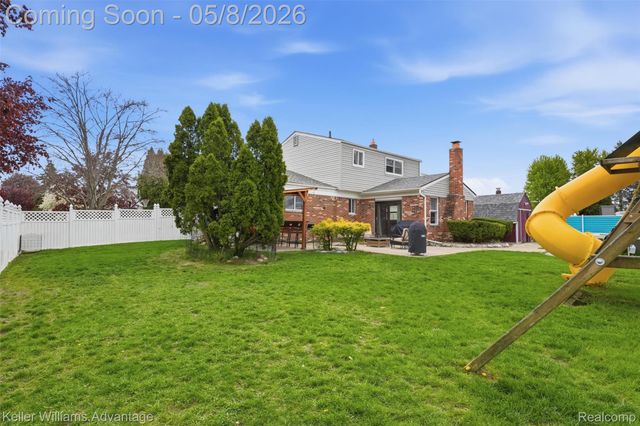 41295 Beechwood Street, Clinton Charter Township, MI 48038