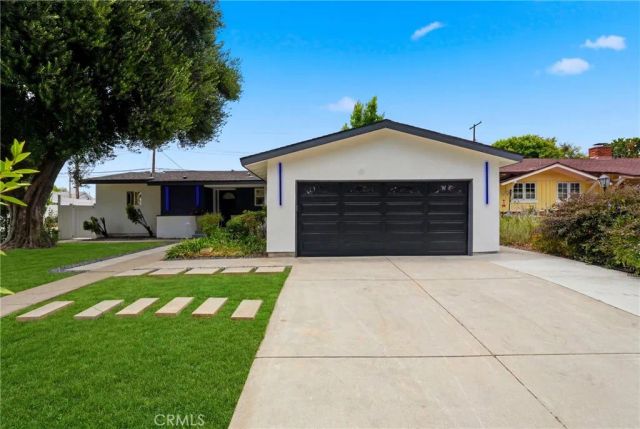 23800 Tiara, Woodland Hills, CA 91367