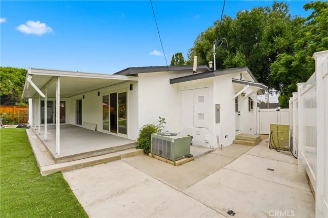 23800 Tiara, Woodland Hills, CA 91367