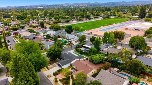 23800 Tiara, Woodland Hills, CA 91367