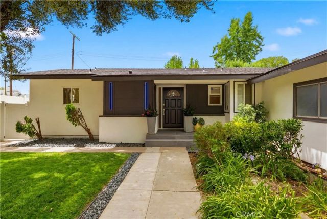 23800 Tiara, Woodland Hills, CA 91367