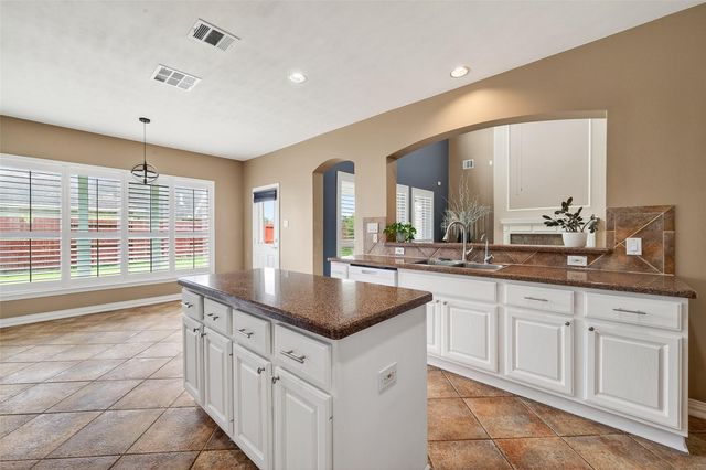 12519 Boxwood Way Lane, Houston, TX 77041