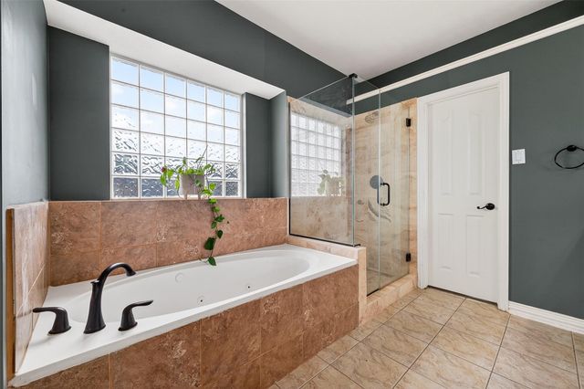 12519 Boxwood Way Lane, Houston, TX 77041