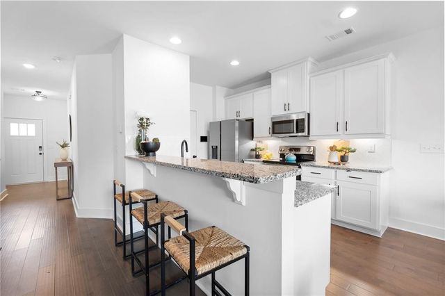 5873 Greystone Drive, Lithonia, GA 30058