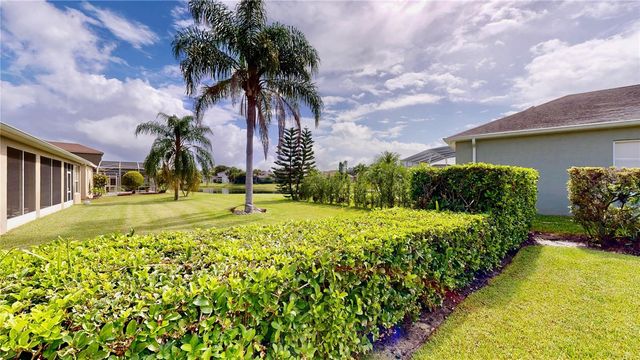 586 HUNTINGTON PINES DRIVE, Ocoee, FL 34761