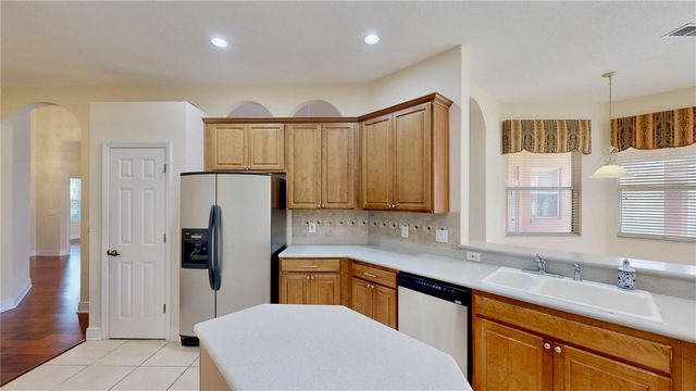 586 HUNTINGTON PINES DRIVE, Ocoee, FL 34761