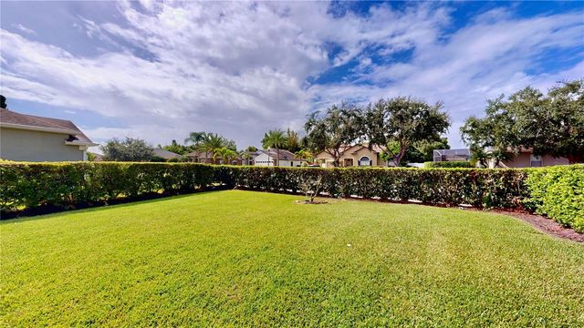 586 HUNTINGTON PINES DRIVE, Ocoee, FL 34761