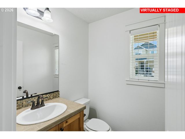 853 Nw CROUCHEN St, Salem, OR 97304