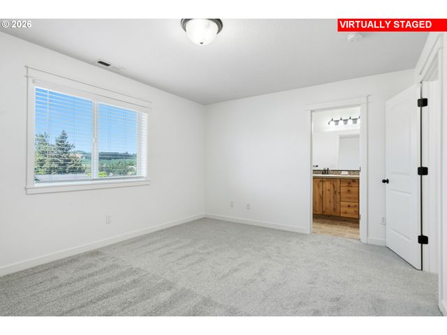 853 Nw CROUCHEN St, Salem, OR 97304