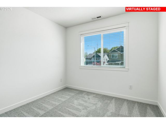 853 Nw CROUCHEN St, Salem, OR 97304