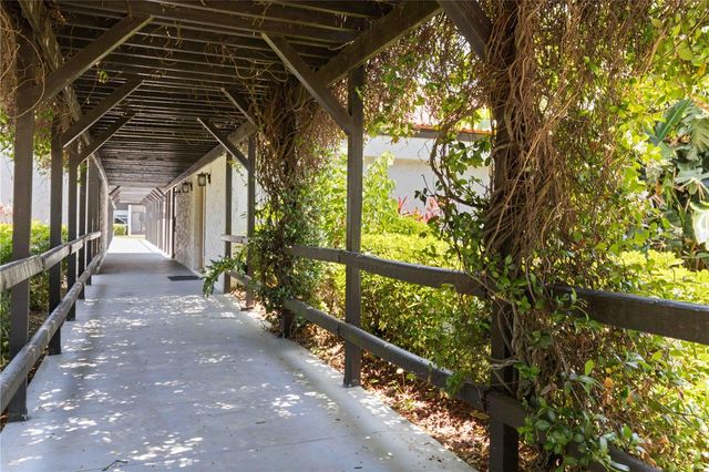 3281 BENEVA ROAD 104, Sarasota, FL 34232