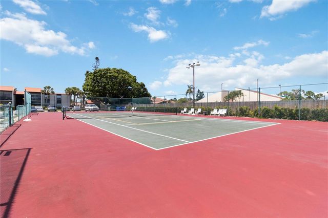 3281 BENEVA ROAD 104, Sarasota, FL 34232