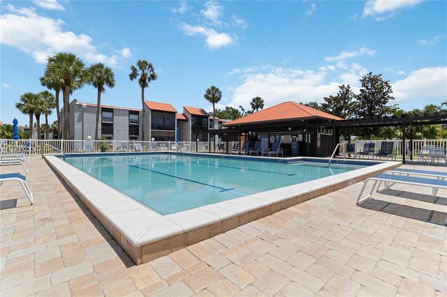 3281 BENEVA ROAD 104, Sarasota, FL 34232