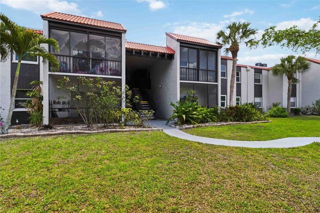 3281 BENEVA ROAD 104, Sarasota, FL 34232