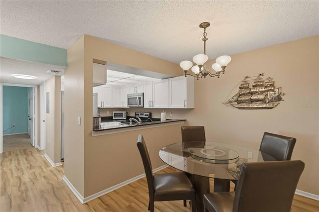 3281 BENEVA ROAD 104, Sarasota, FL 34232