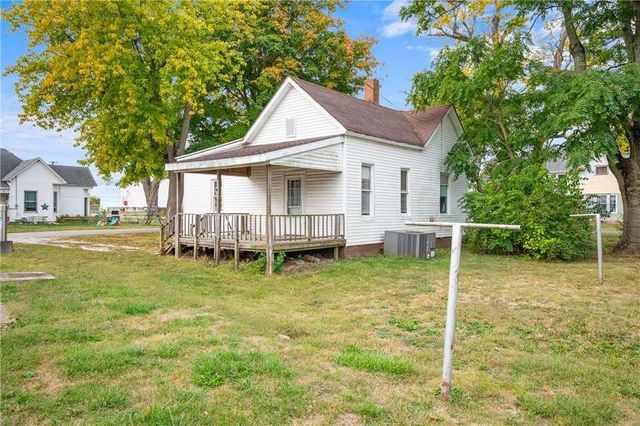 221 S Ohio Street, Chrisman, IL 61924