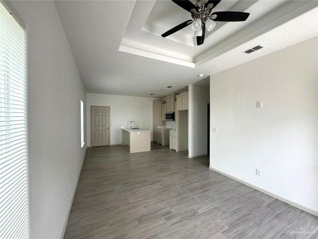 7711 N 58th Lane 4, Mission, TX 78573