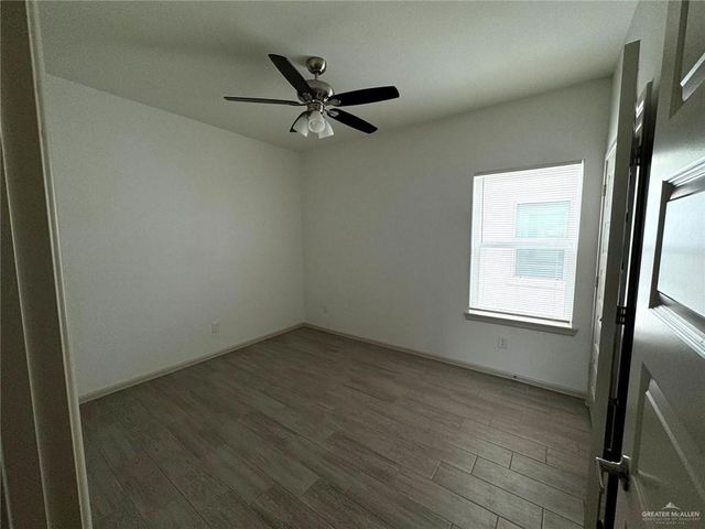 7711 N 58th Lane 4, Mission, TX 78573