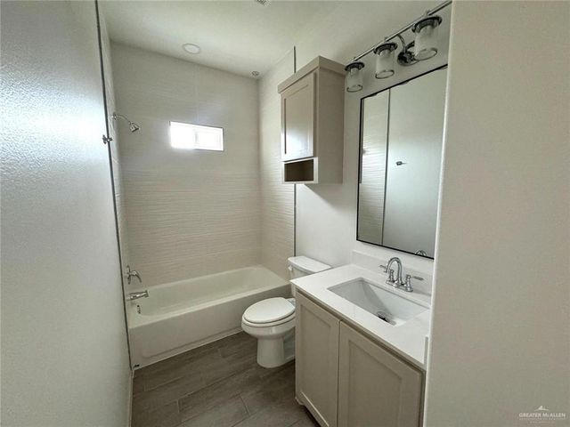 7711 N 58th Lane 4, Mission, TX 78573