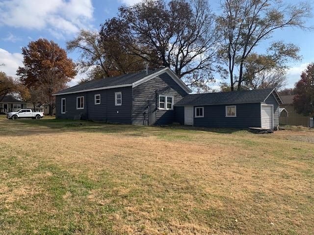 727 Elm St, Minneapolis, KS 67467