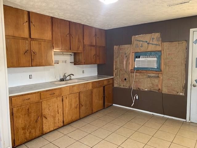 727 Elm St, Minneapolis, KS 67467