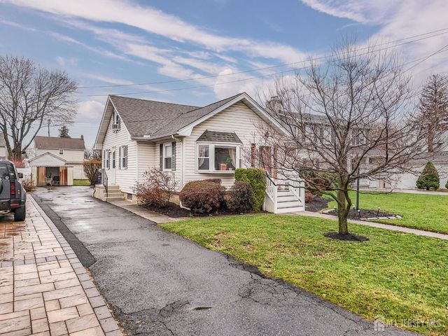 381 Stelle Avenue, North Brunswick, NJ 08902