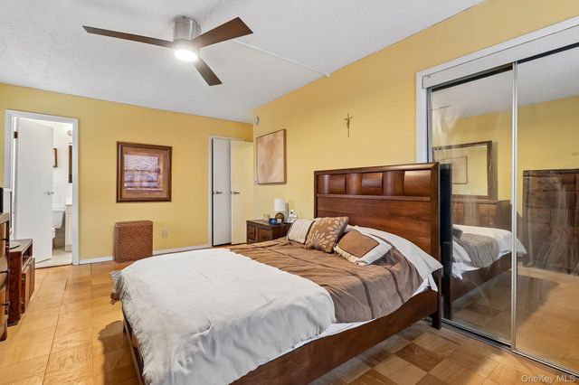 100 Diplomat Drive 8C, Mount Kisco, NY 10549