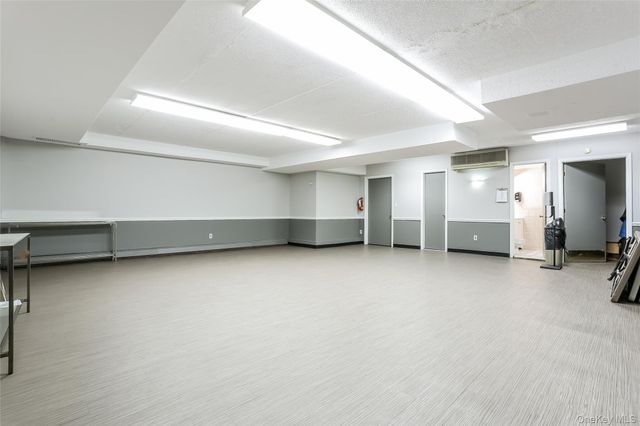 100 Diplomat Drive 8C, Mount Kisco, NY 10549