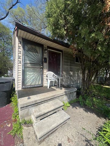 13595 Wyoming Avenue, Detroit, MI 48238