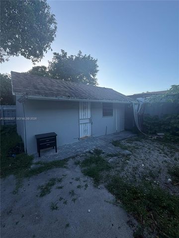1111 NW 26th Street, Miami, FL 33127