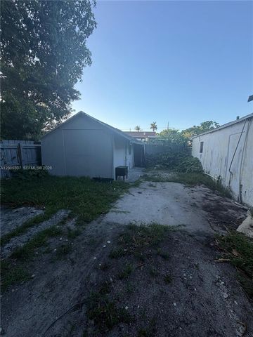 1111 NW 26th Street, Miami, FL 33127