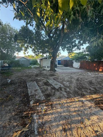 1111 NW 26th Street, Miami, FL 33127
