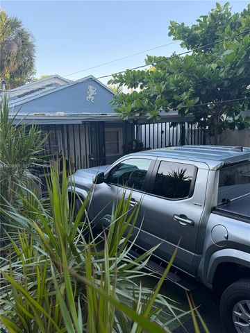 1111 NW 26th Street, Miami, FL 33127