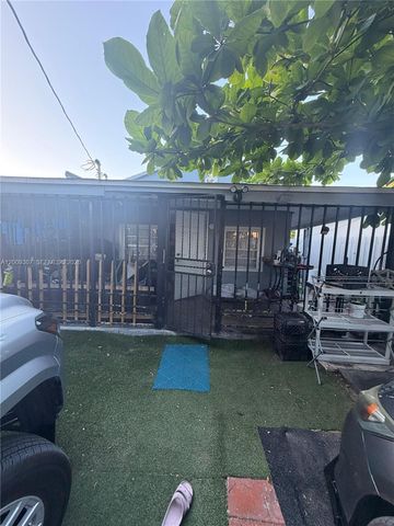 1111 NW 26th Street, Miami, FL 33127