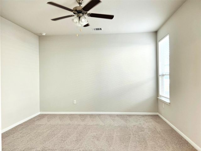 136 Macarthur DR, Leander, TX 78641