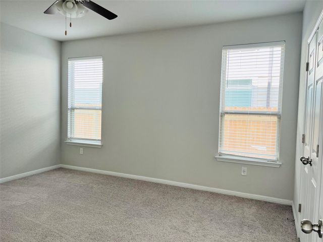 136 Macarthur DR, Leander, TX 78641