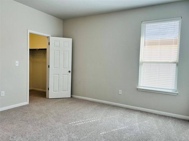 136 Macarthur DR, Leander, TX 78641