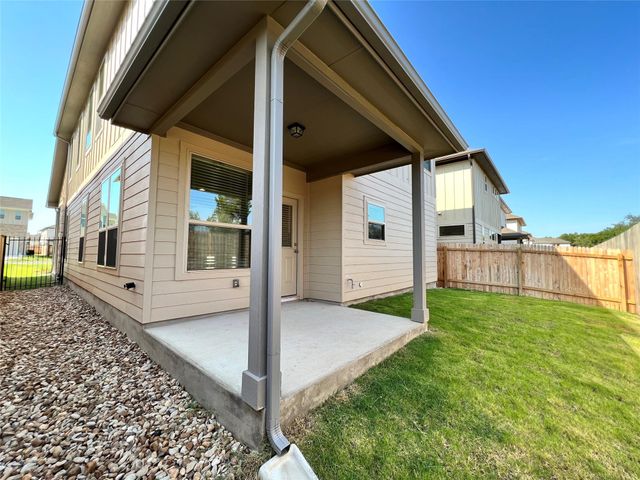 136 Macarthur DR, Leander, TX 78641