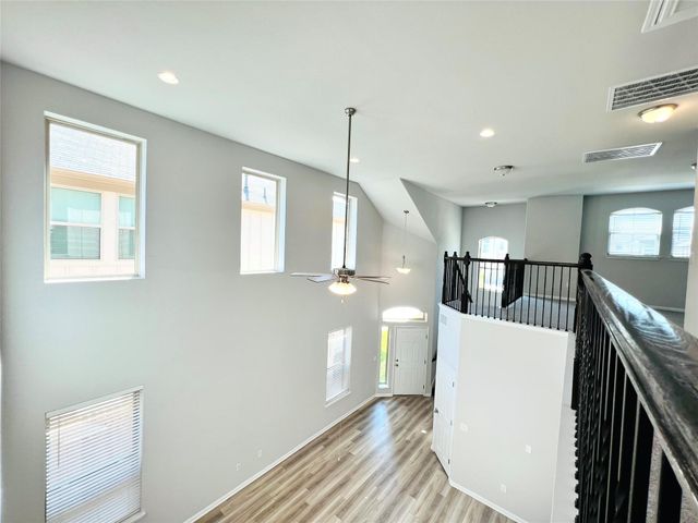 136 Macarthur DR, Leander, TX 78641