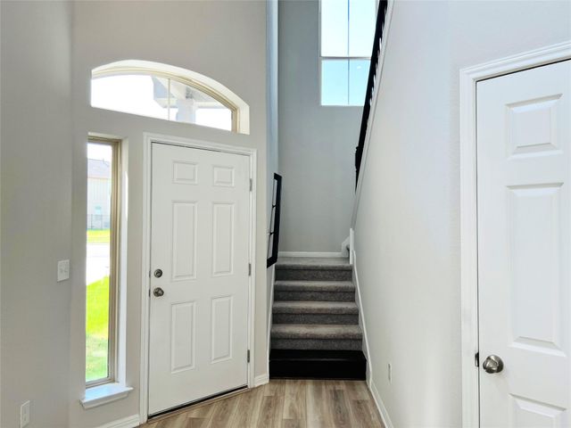 136 Macarthur DR, Leander, TX 78641