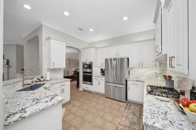 3907 Broad Thicket Court, Sugar Land, TX 77498